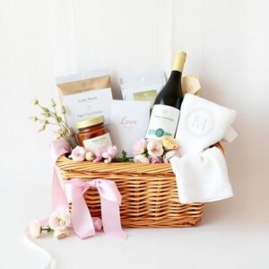 🎉 50th Anniversary Gift Ideas for Parents: Celebrate Their Golden Milestone